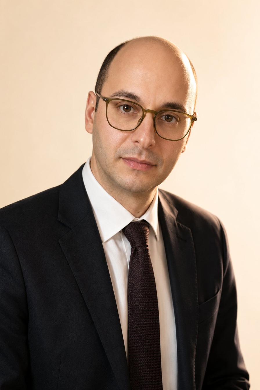 Retrato de Felipe Pontoni, advogado trabalhista